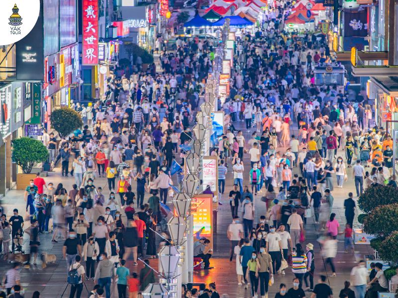 ถนนคนเดินไท่ตง ชิงเต่า แหล่งสตรีทฟู้ด