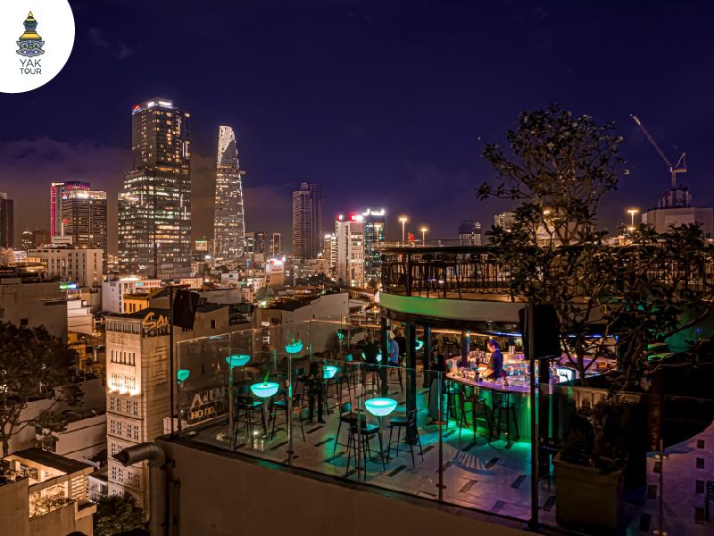 ที่เที่ยวโฮจิมินห์ คาเฟ่วิวดี Rooftop Café & Sky Bar