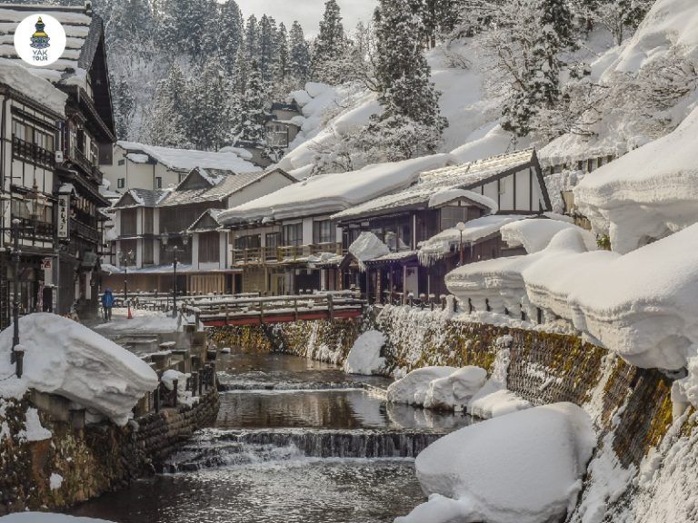 กินซันออนเซ็นที่ถูกปกคลุมด้วยหิมะ