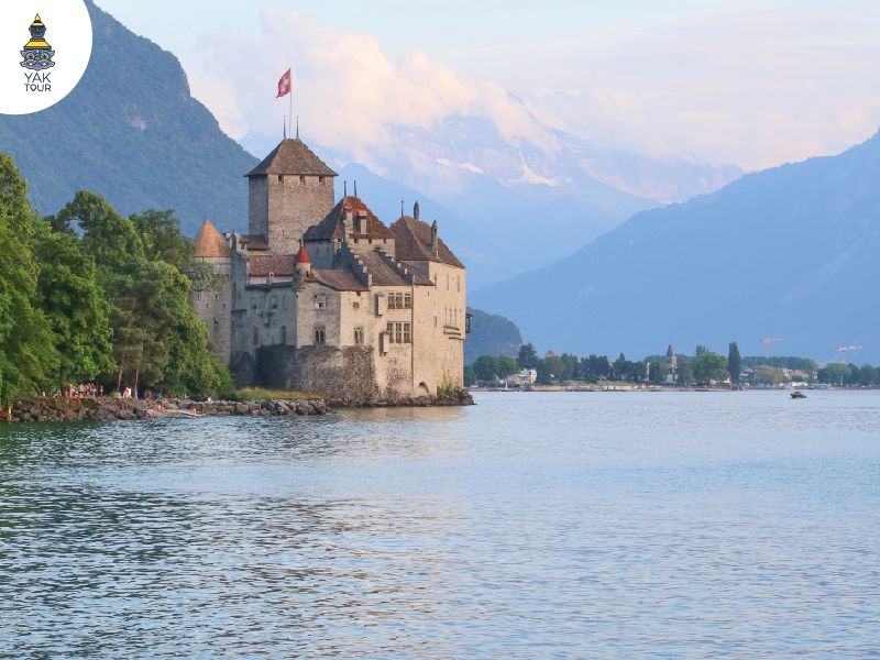 ปราสาทชิลยอง ที่เที่ยวสวิตเซอร์แลนด์อันสวยงาม