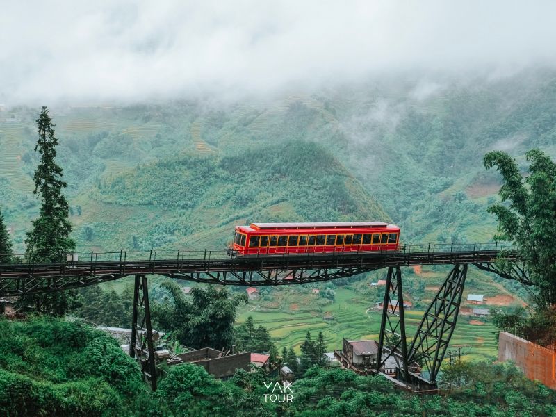 นั่งรถไฟโมโนเรลสายเมืองม่องฮวาและขึ้นกระเช้าลอยฟ้าไปพิชิต ยอดเขาฟานซีปัน ไฮไลต์เด็ดแห่งเมืองซาปา