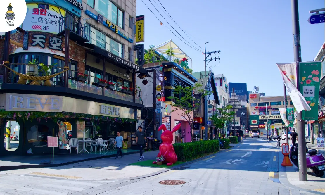 ร้านค้าสุดชิคในย่านอัพกูจอง พิกัดยอดนิยมสำหรับสายแฟชั่นและไลฟ์สไตล์คุณหนู