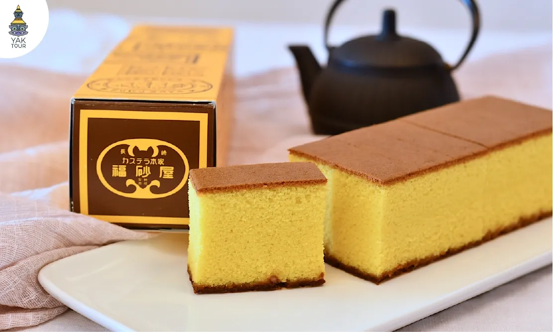เค้กคาสเทลล่าเนื้อนุ่มแบรนด์ Fukusaya Castella Cake หาซื้อได้ที่ห้างสรรพสินค้าชั้นนำในญี่ปุ่น