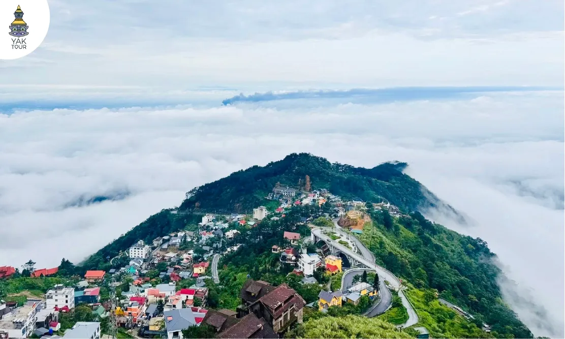 จุดชมวิวประตูสวรรค์ตามด๋าว มองเห็นทะเลหมอกและวิวภูเขา 360 องศา