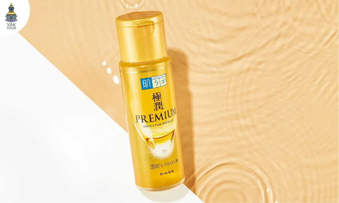  น้ำตบขวดสีทอง Hada Labo Goku jyun Premium Lotion ซื้อที่ร้านดรัคสโตร์ Don Quijote ญี่ปุ่น