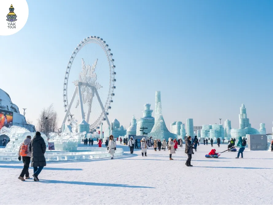 ประติมากรรมน้ำแข็งแกะสลักในเทศกาลฮาร์บิน ที่เที่ยวจีน หิมะ สุดอลังการ