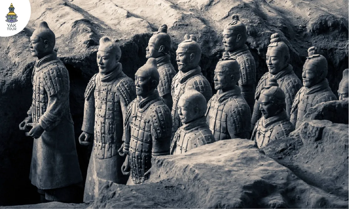 หุ่นปั้นทหารดินเผาโบราณในสุสานจิ๋นซีฮ่องเต้