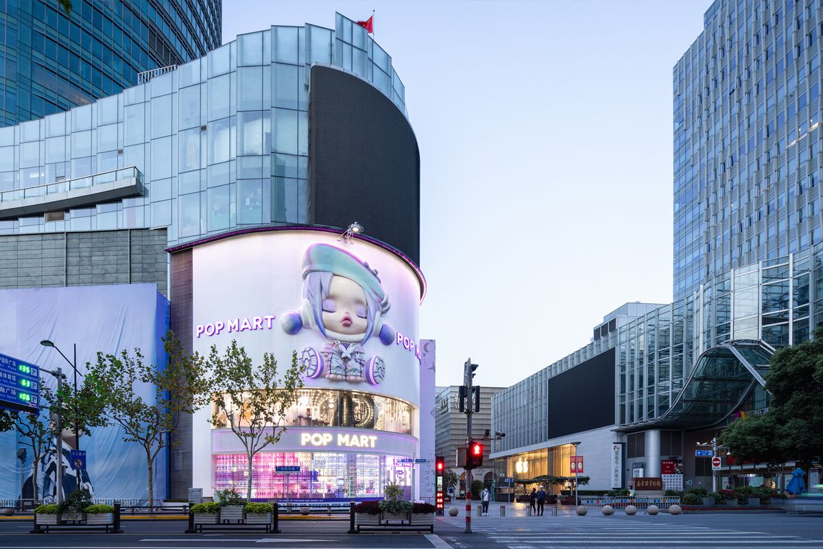 ดีไซน์ตึกร้านป๊อปมาร์ทสุดทันสมัยในย่านเศรษฐกิจของจีน