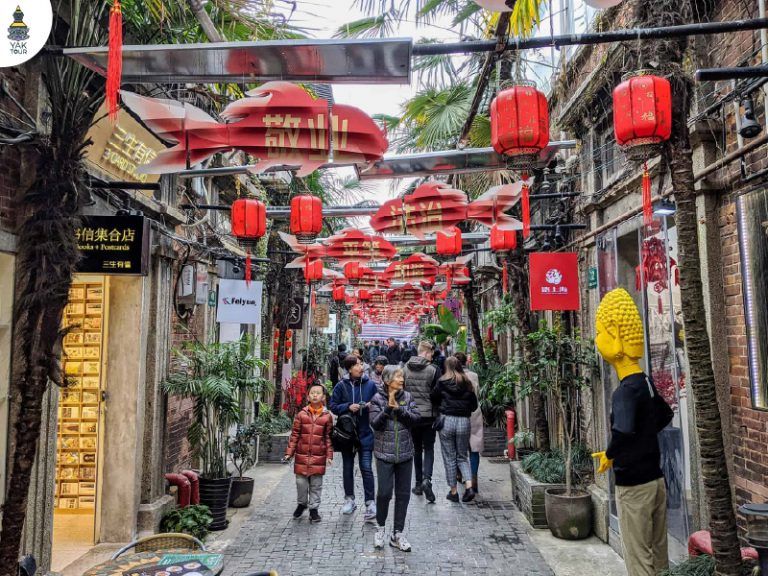 บรรยากาศตรอกซอกซอยย่านศิลปะเทียนจื่อฝาง ย่านศิลปะร่วมสมัยท่ามกลางอาคารสไตล์ Shikumen ดั้งเดิม