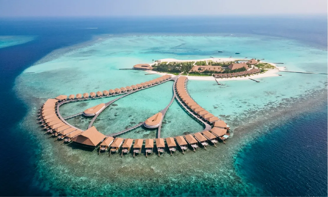 วิว Water Villa ทรงรีที่เกาะวาวู อาโทลล์ (Vaavu Atoll) จุดดำน้ำยอดฮิตใน Maldives